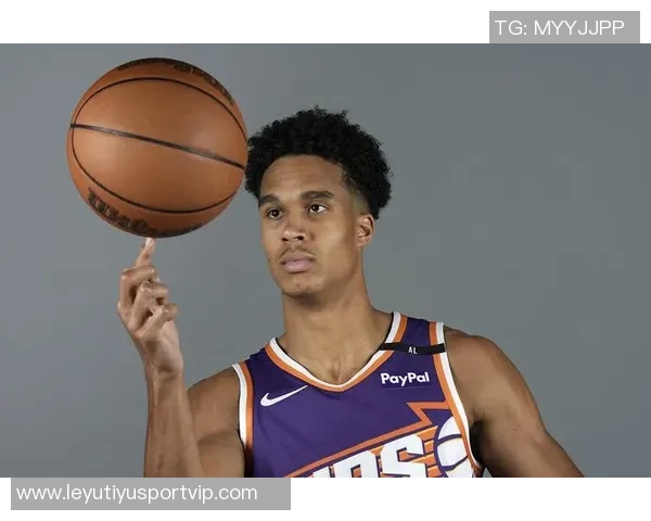 伊戈达罗20分钟高效表现7投5中斩获12分5篮板3助攻1抢断 伊戈达罗20分钟高效表现7投5中斩获12分5篮板3助攻1抢断