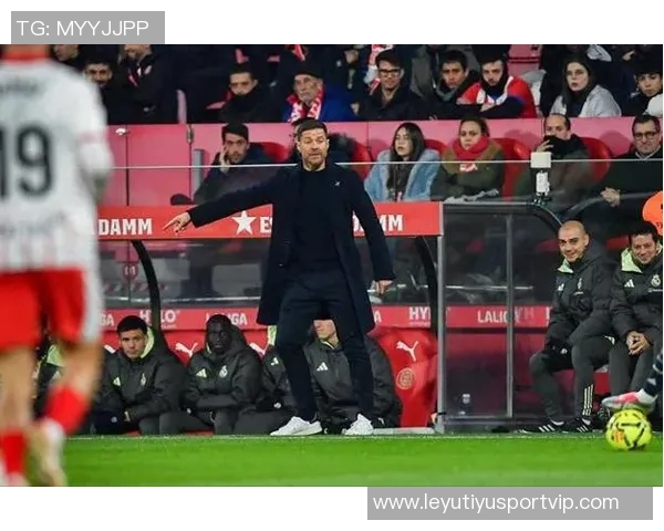 阿隆索坚决反对巴萨与黄潜的西甲海外赛称其为扭曲现象