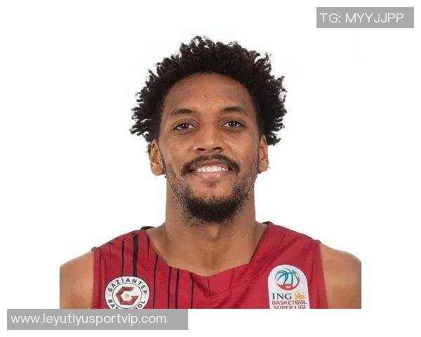 外援鲍威尔或提前抵达山东与球队进行合练备战新赛季 外援鲍威尔或提前抵达山东与球队进行合练备战新赛季