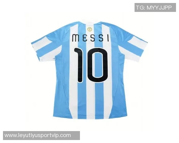 皮耶罗社媒意外曝光2026年阿根廷西班牙球衣引发热议迅速删除