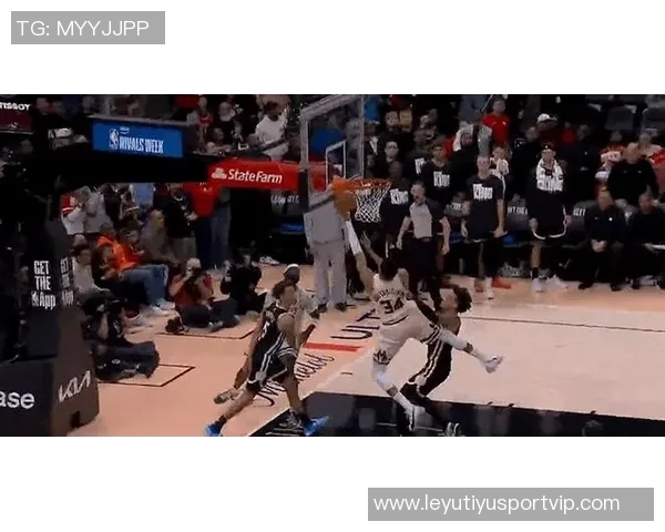 鹿牛冲突再掀波澜字母哥重返赛场波蒂斯怒斥对手